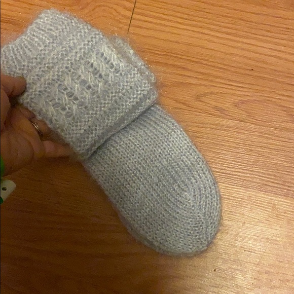 Super soft fuzzy comfy socks! - Picture 2 of 2